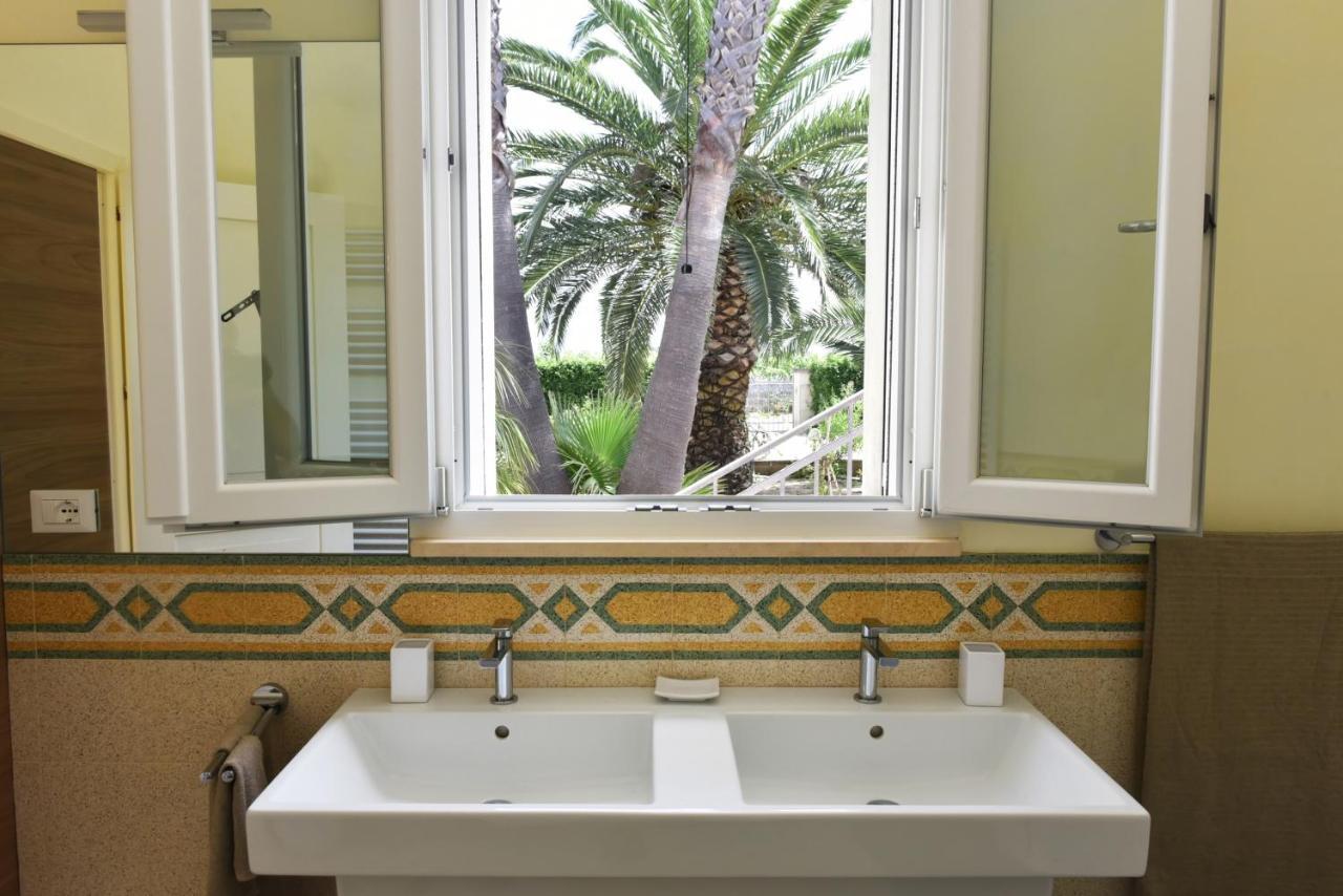Villa Sirgole Rosa With Pool, Galatina Кутрофьяно Экстерьер фото