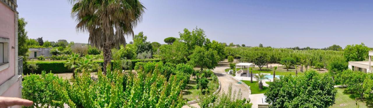Villa Sirgole Rosa With Pool, Galatina Кутрофьяно Экстерьер фото